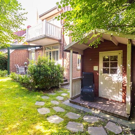 Up Besoeoek - Wildrose Mit Sauna Krummhörn Esterno foto