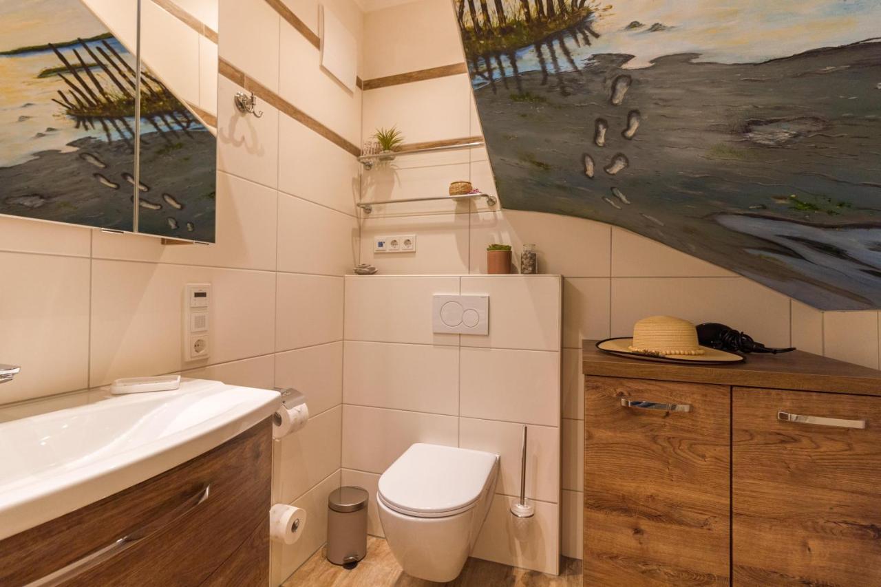 Up Besoeoek - Wildrose Mit Sauna Krummhörn Esterno foto